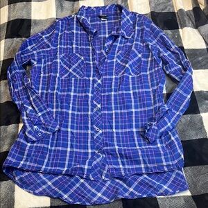 Torrid Tunic Length Button Down Size 2 X blue pink white